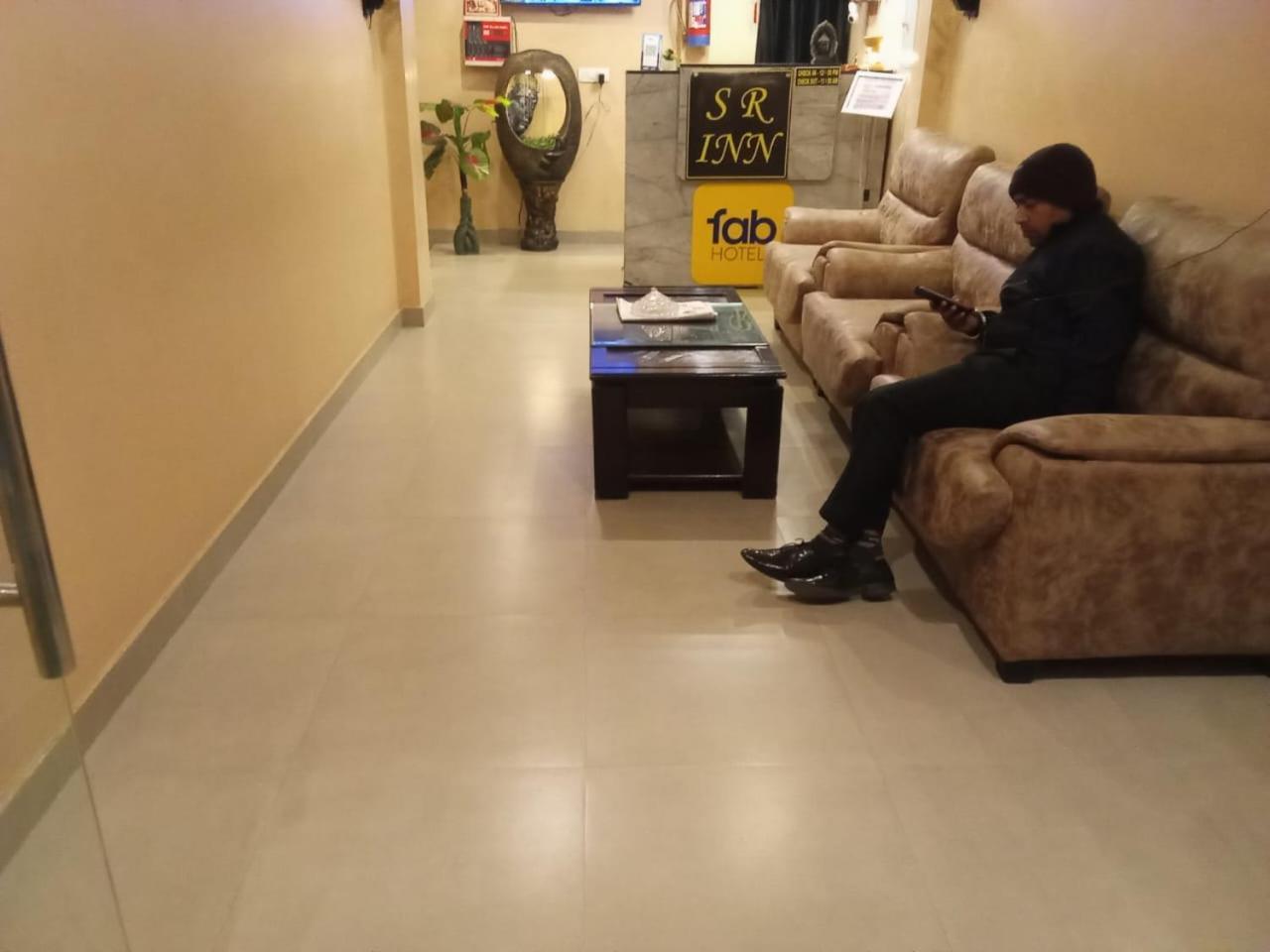 Hotel S R Lucknow